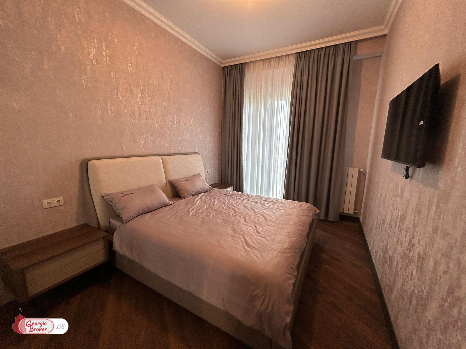 იყიდება ახალი გარემონტებული 2 ოთახიანი ბინა კრწანისი ბლოქსში